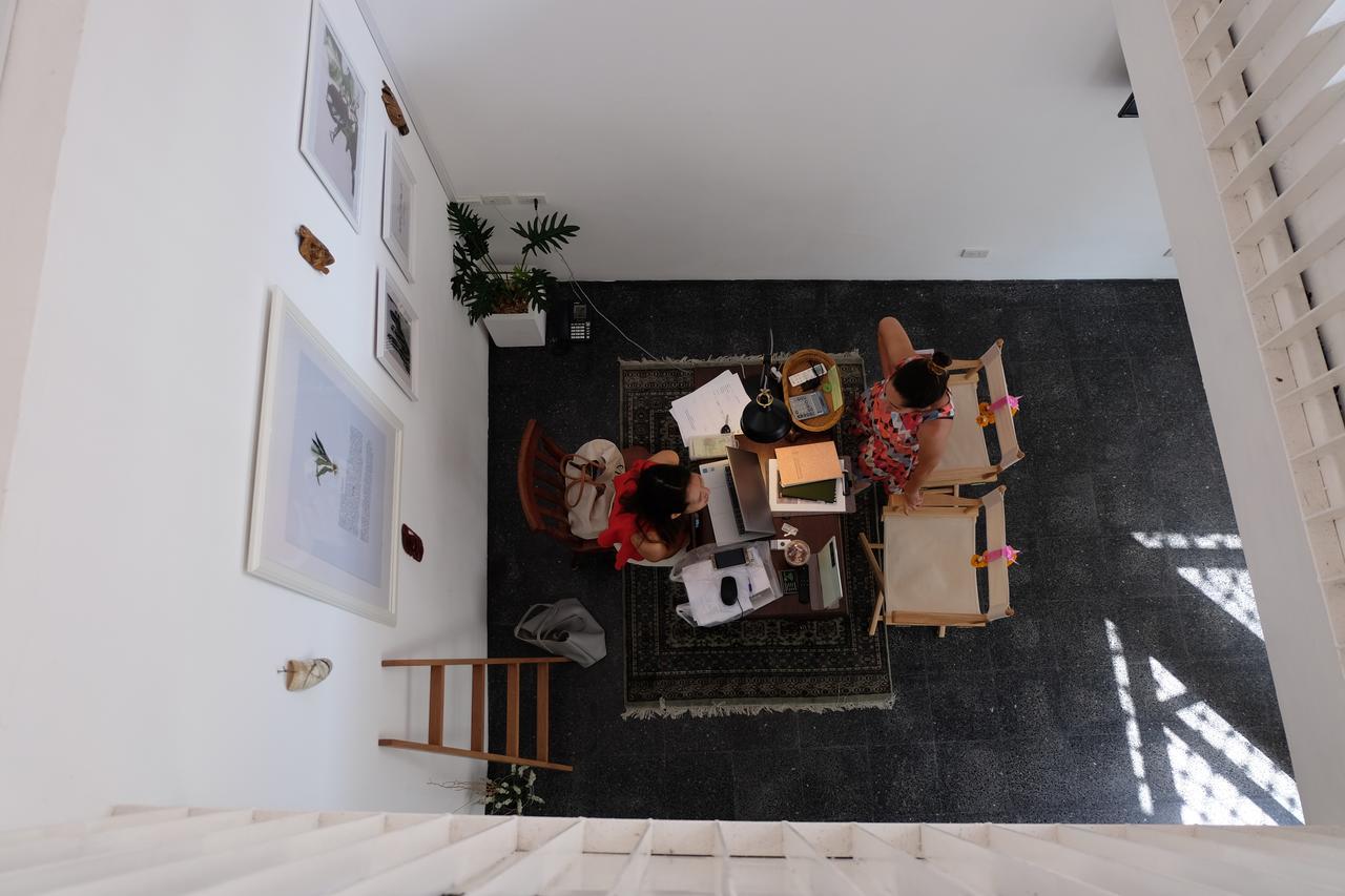 Haus Sathorn 21 Bed And Breakfast Бангкок Экстерьер фото